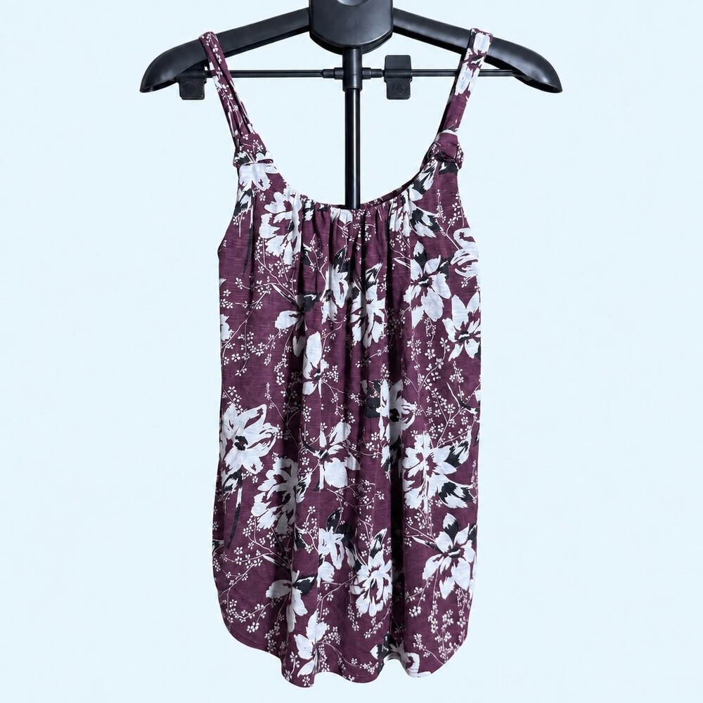 Maurices Plum Floral Strappy Tank — Small